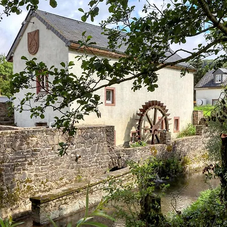 Дом отдыха Cozy In With Sauna