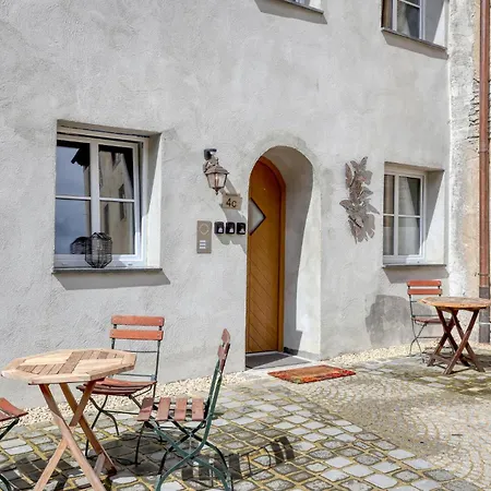 Maison Confortable à Avec Hébergement de vacances Irrhausen