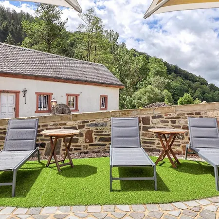 Cozy In With Sauna Irrhausen